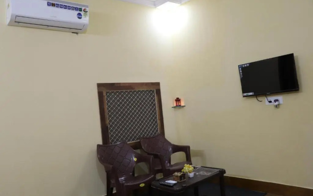 Urmila Guest House