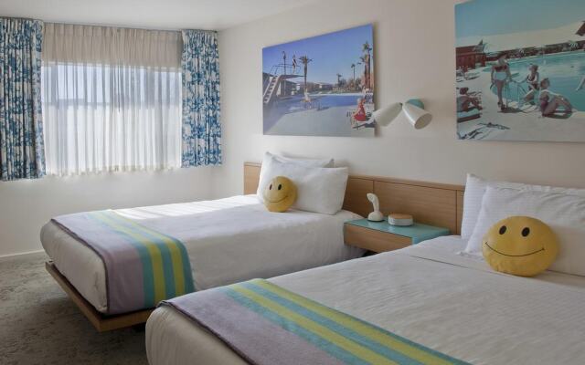 Beverly Laurel Hotel at West Hollywood