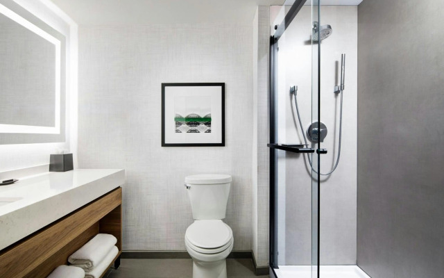 Sheraton Westport Chalet Hotel St. Louis