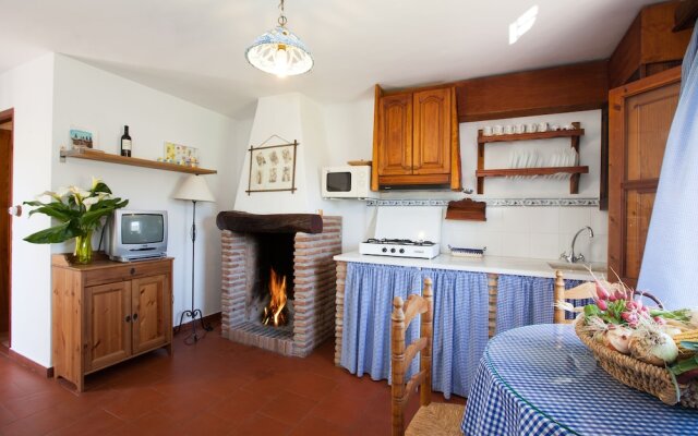 Al Agia - Los Molinos de Padul