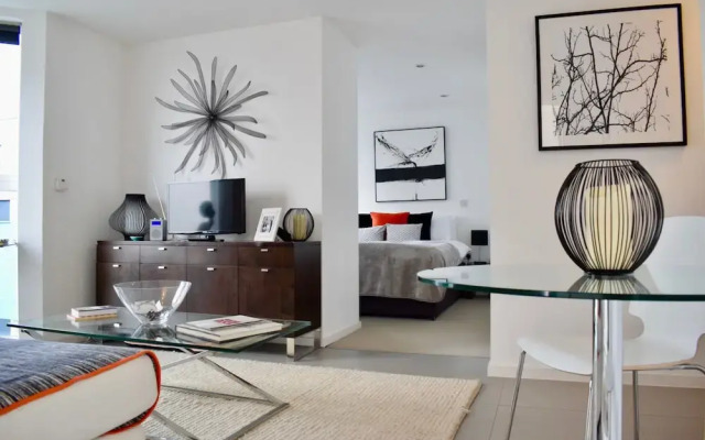 1 Bedroom Studio Apartment in Clerkenwell