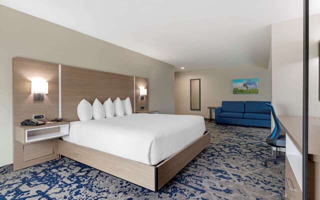 Comfort Inn & Suites