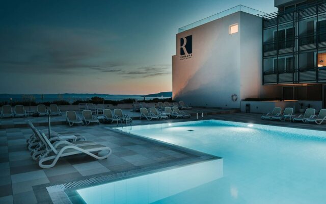 Romana Beach Resort