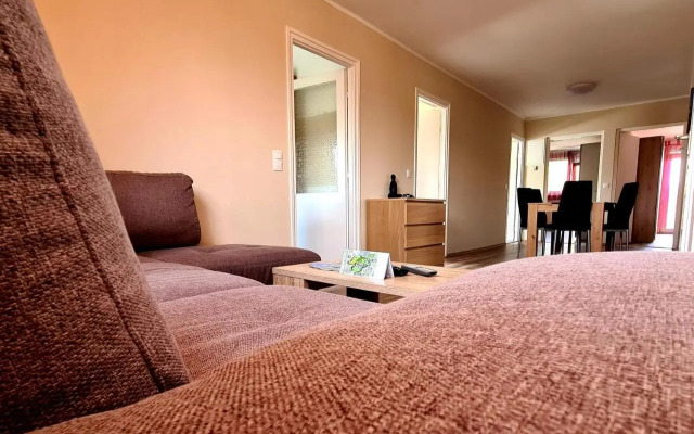 Nap-Hold Apartman