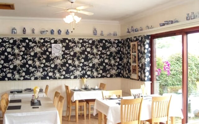 Acorn Guest House
