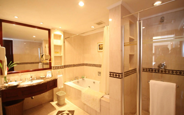 Oriental Riverside Bund View Hotel