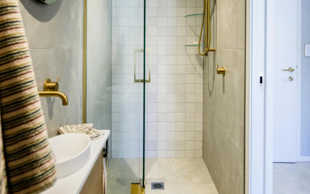 Enjoy downtown Mount Maunganui – Bathroom – Tauranga
