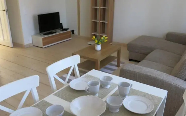 Apartment Near City Center