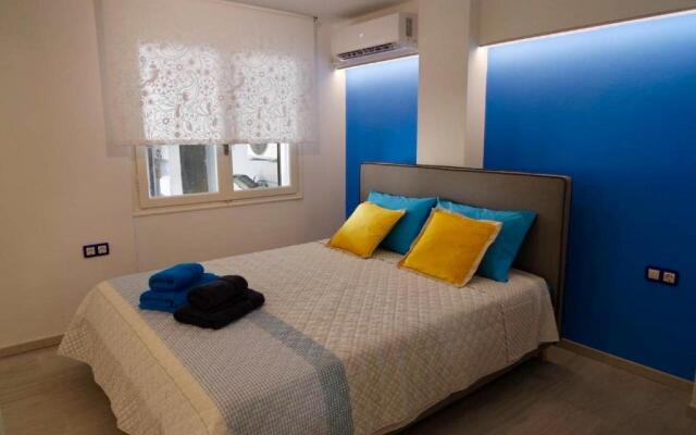Athens *Blue Grand Suite *Di Giorgio Central Apartment