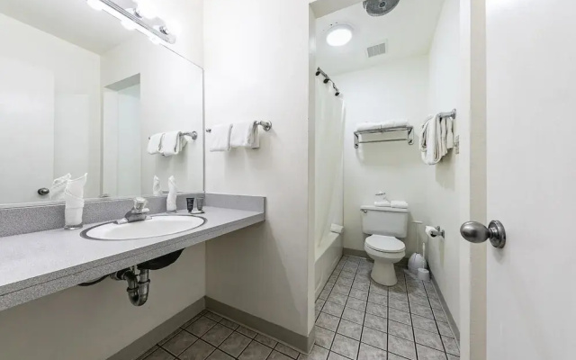 144 Bldg C 1 Bedroom Condo