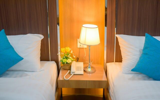 Thanburi Hotel