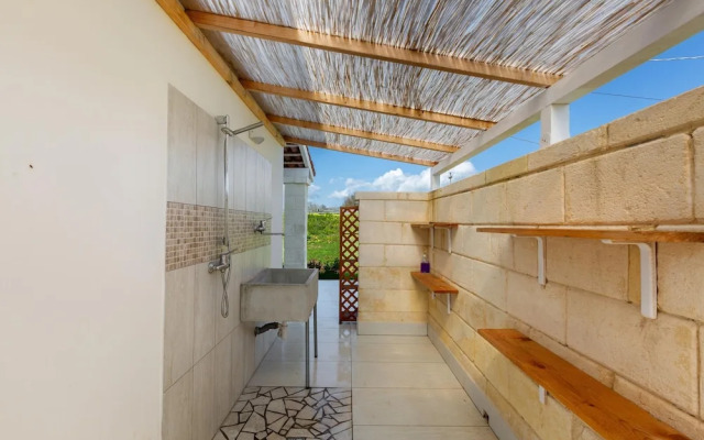 3771 Villino Cento Passi by Barbarhouse