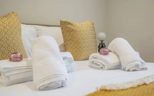 Luxury 2bed 2bath-ground Floor-free Parking