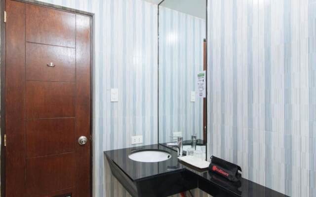RedDoorz Plus @ Melsol Metro Vigan