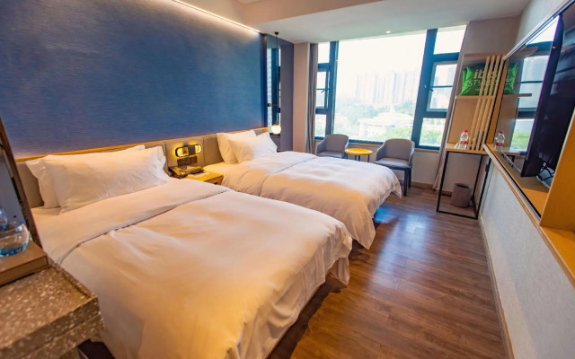 Ibis Styles Hotel (Chaozhou Avenue Archway Branch)