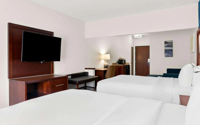 Comfort Suites Southfield/Detroit