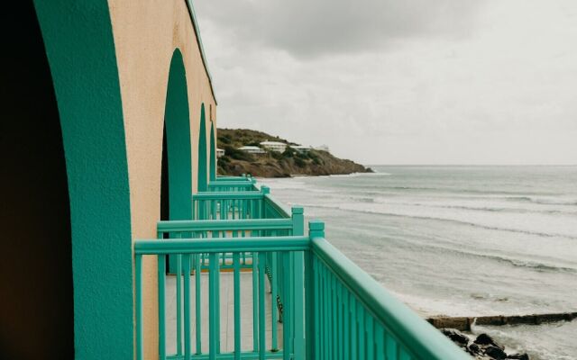 Grapetree Bay Hotel & Villas