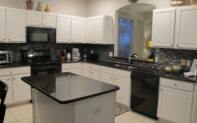 Lake Berkley Resort 988