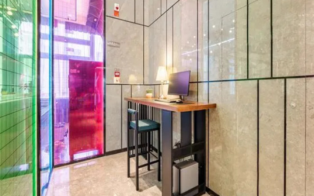 Madison Hotel Xining Haihu New Area