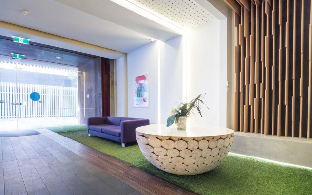 LittleStay Collection - Sturt