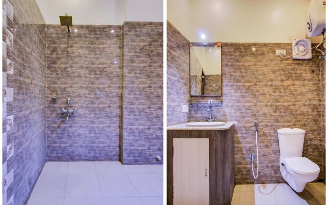 Savoy Hotel By OYO Rooms