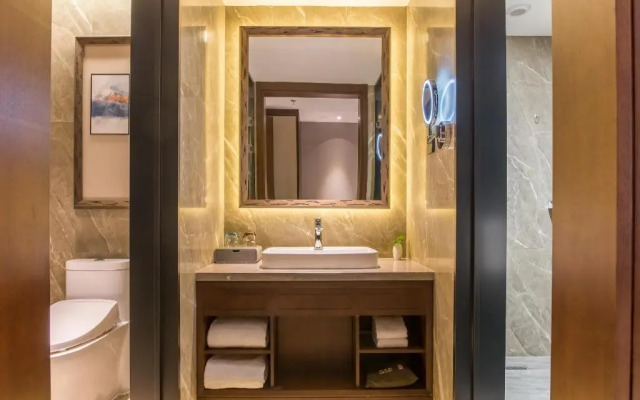 Rezen Dong Hotel (Changchun International Convention and Exhibition Center)