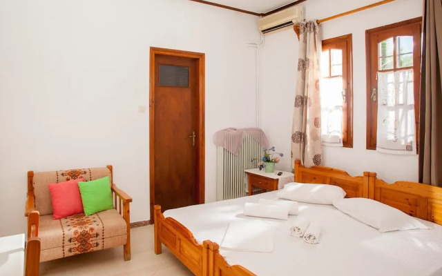 Paradeisos Double Room 1