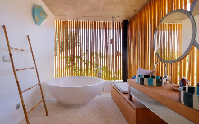 Villa Seascape by Elite Havens