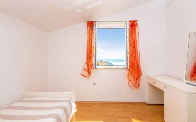 Nice Home in Sibenik With Wifi and 3 Bedrooms