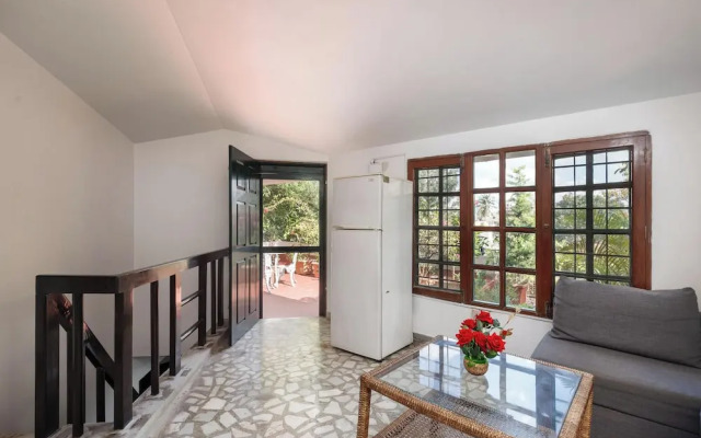 Casa Bianca by Red Olivenr Taj MG Roadpvt Garden