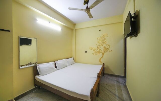 Spot on 47256 Rajbhavan