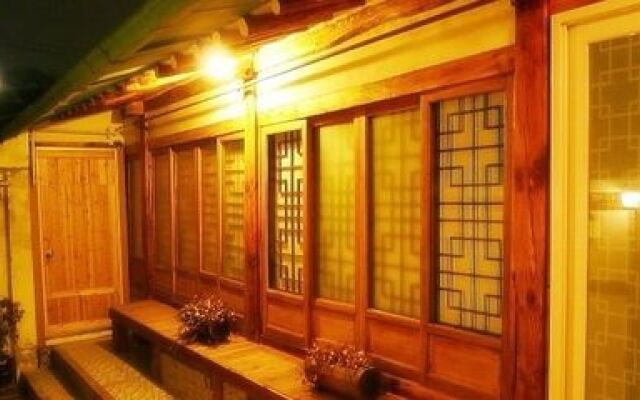 Hanok Guesthouse 201