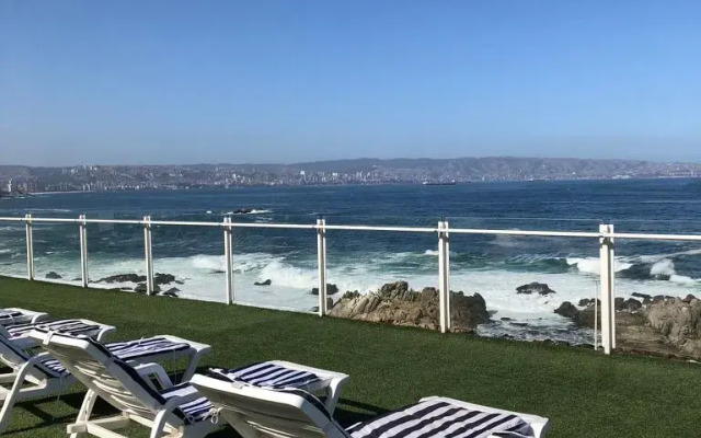 MR Mar Suites