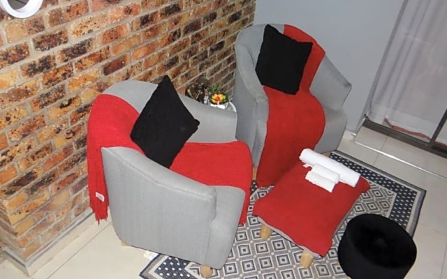 Warmbaths Thai Spa and Guest House