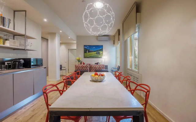 Lucy Florence Charming Modern Apartment