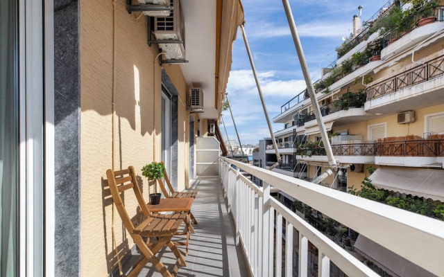 Arco - 2-BR Apt in the Heart of Athens
