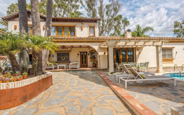 Villa Luna in Estepona
