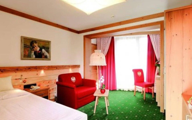 DAS KALTSCHMID - Familotel Tirol