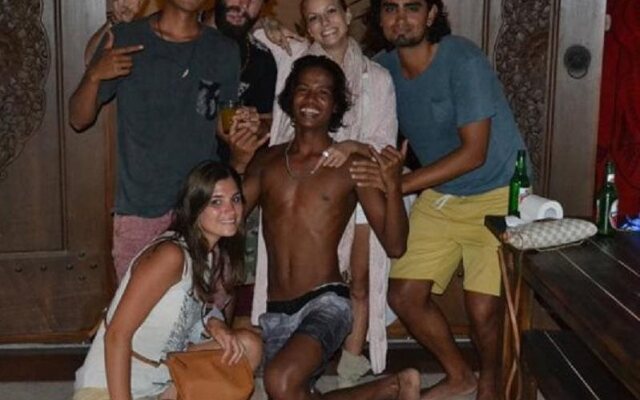 Wave Hunters Surf Camp