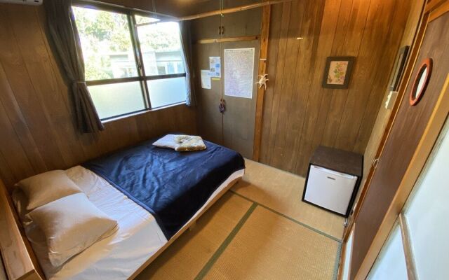 Hotel Hibiscus - Hostel
