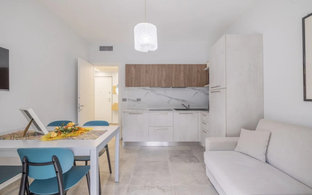 5 Minutes Walk by Wonderful Italy