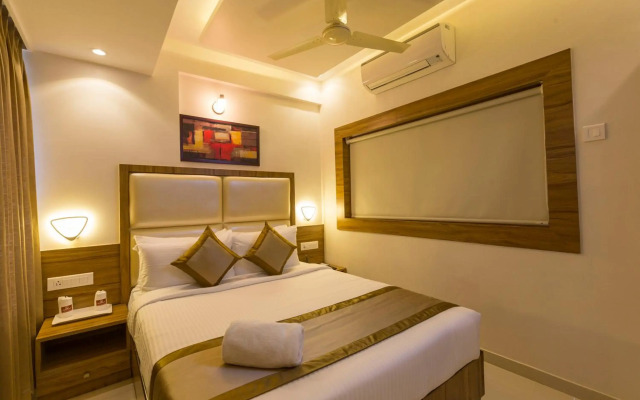 Grand Plaza Suites