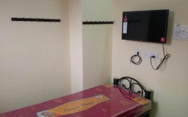 PMR Executive Mens Hostel