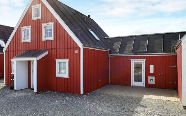 6 Person Holiday Home in Blokhus-by Traum