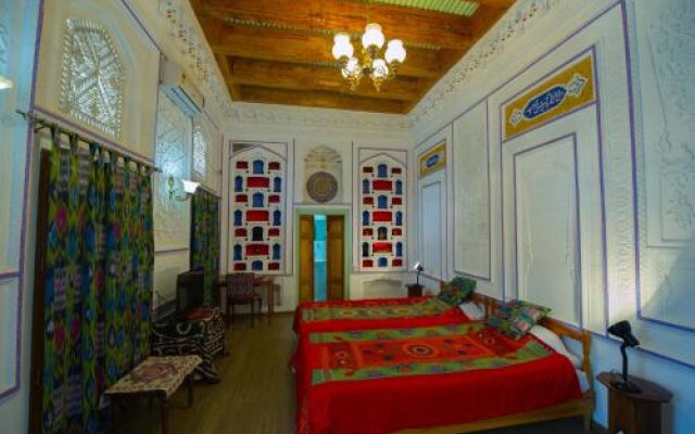 Bibi Khanym Hotel