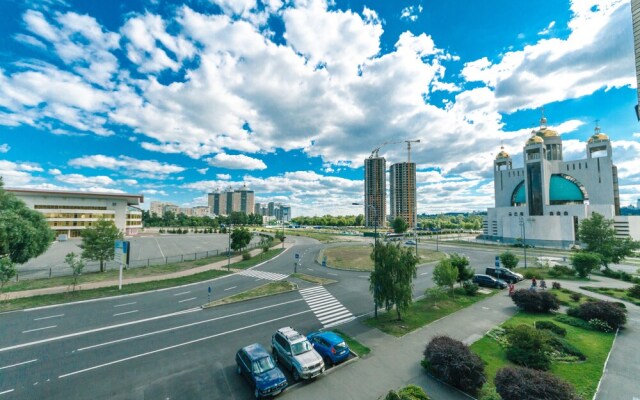 Two-storey apartment near IEC