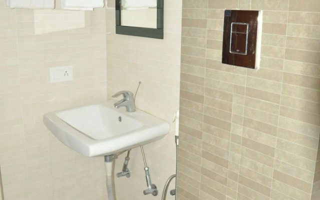 Orange Suites Airport Transit Stay