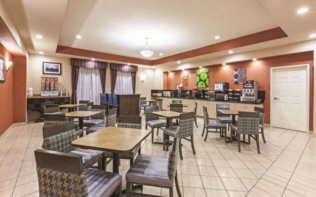 La Quinta Inn & Suites by Wyndham Granbury