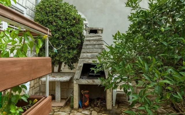 Petar - by the sea - A1