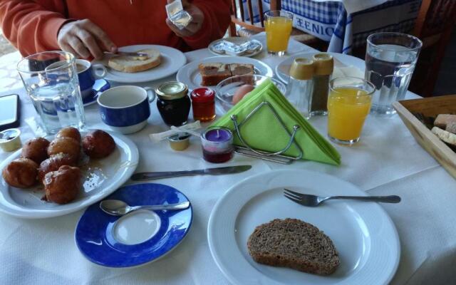 Xenios Chalet